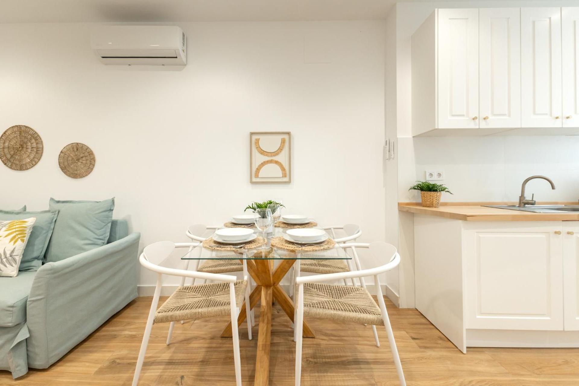 Isg Apartments Triana 1 Sevilla Bagian luar foto